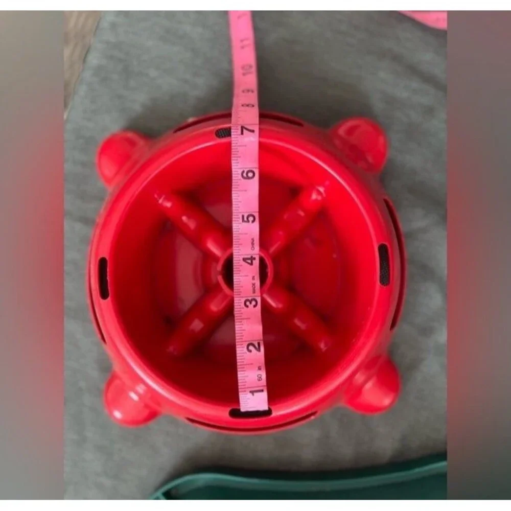 Green & Red Christmas Tree stands